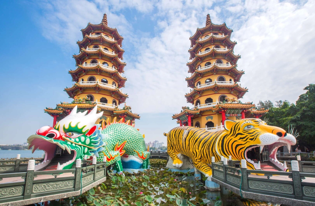 蓮池潭風景區